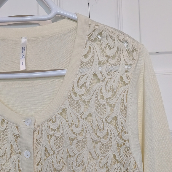 Buttery Cream Lace Cardigan - Blue Sky - Small - Bamboo & Cotton - Picture 4 of 7
